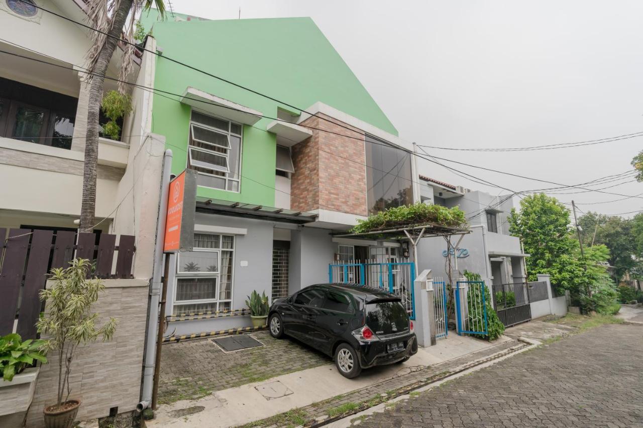 Koolkost Syariah Near Pejaten Village 2 Jakarta Exterior photo