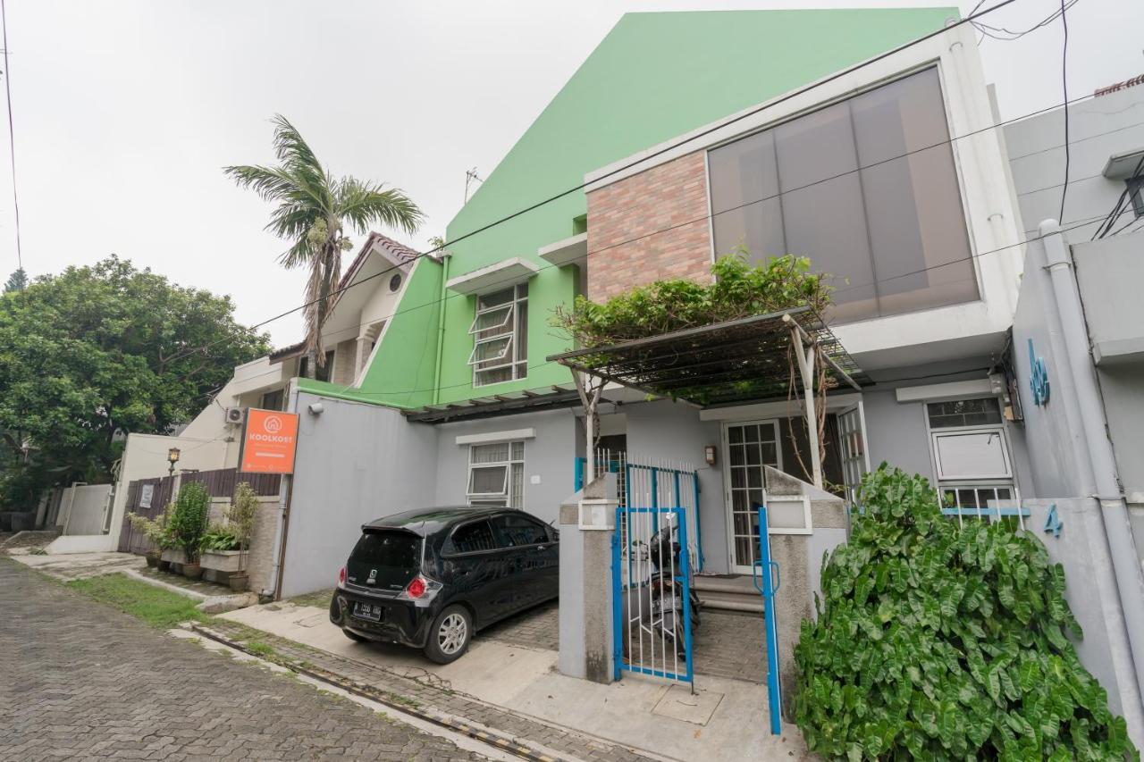 Koolkost Syariah Near Pejaten Village 2 Jakarta Exterior photo